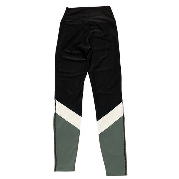 Beach Riot Sport Shiny Ribbed Colorblock Black Green Leggings Size S - Picture 3 of 4